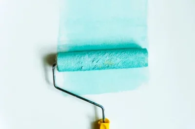 Peinture intérieure à Juvincourt-et-Damary — murs, plafonds et boiseries